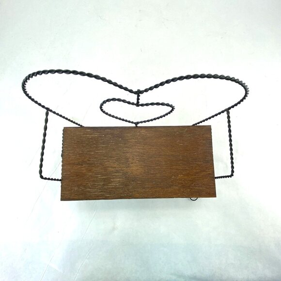 Vintage Wire and Wood Heart Design Bench Doll Display - Picture 5 of 11